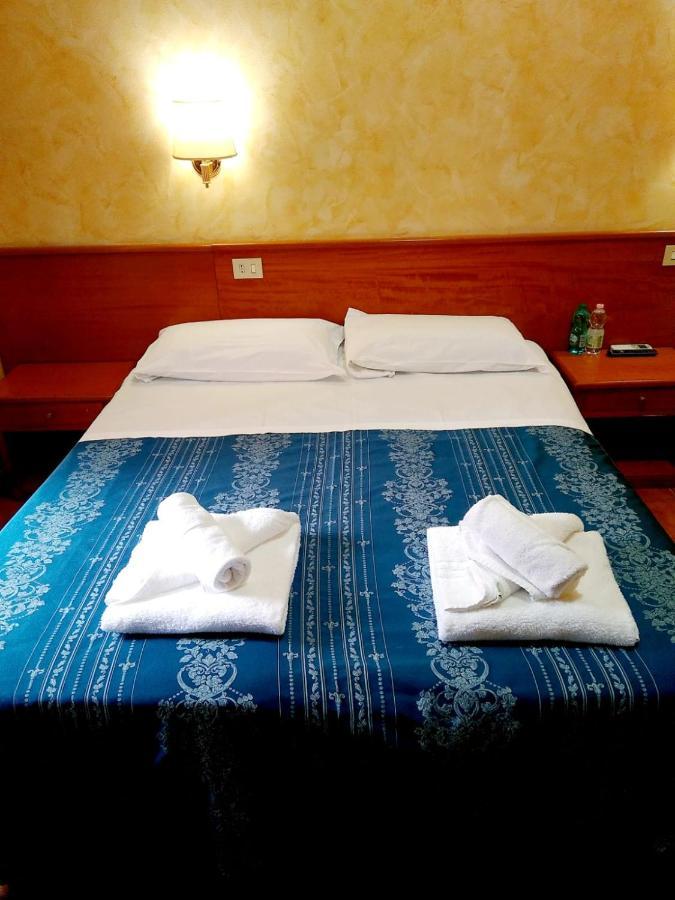 Hotel Ferrari Roma Ngoại thất bức ảnh