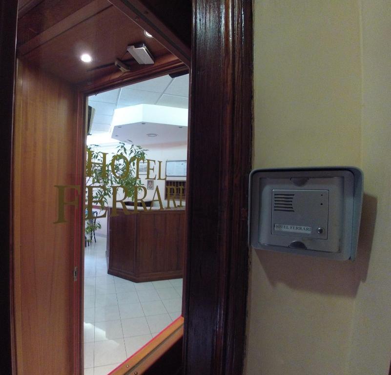 Hotel Ferrari Roma Ngoại thất bức ảnh